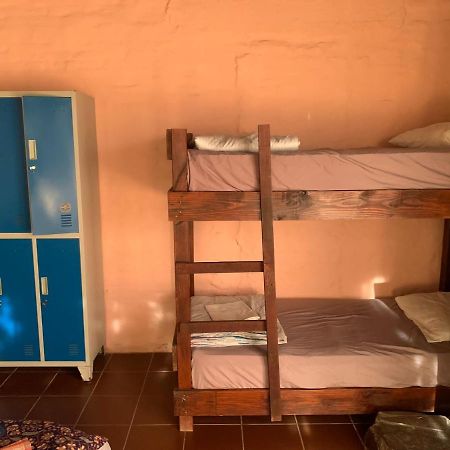 לה פדררה Piedra Alta Hostel & Suites מראה חיצוני תמונה