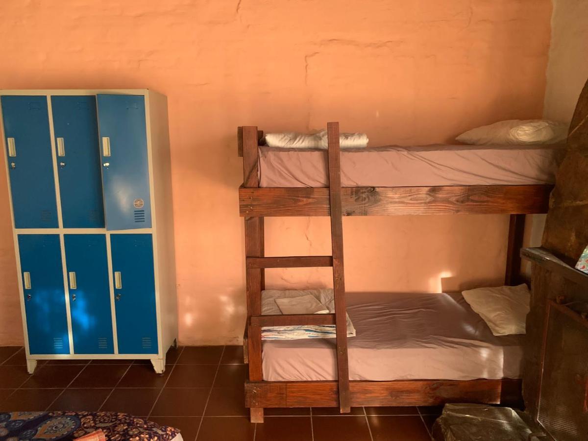 לה פדררה Piedra Alta Hostel & Suites מראה חיצוני תמונה