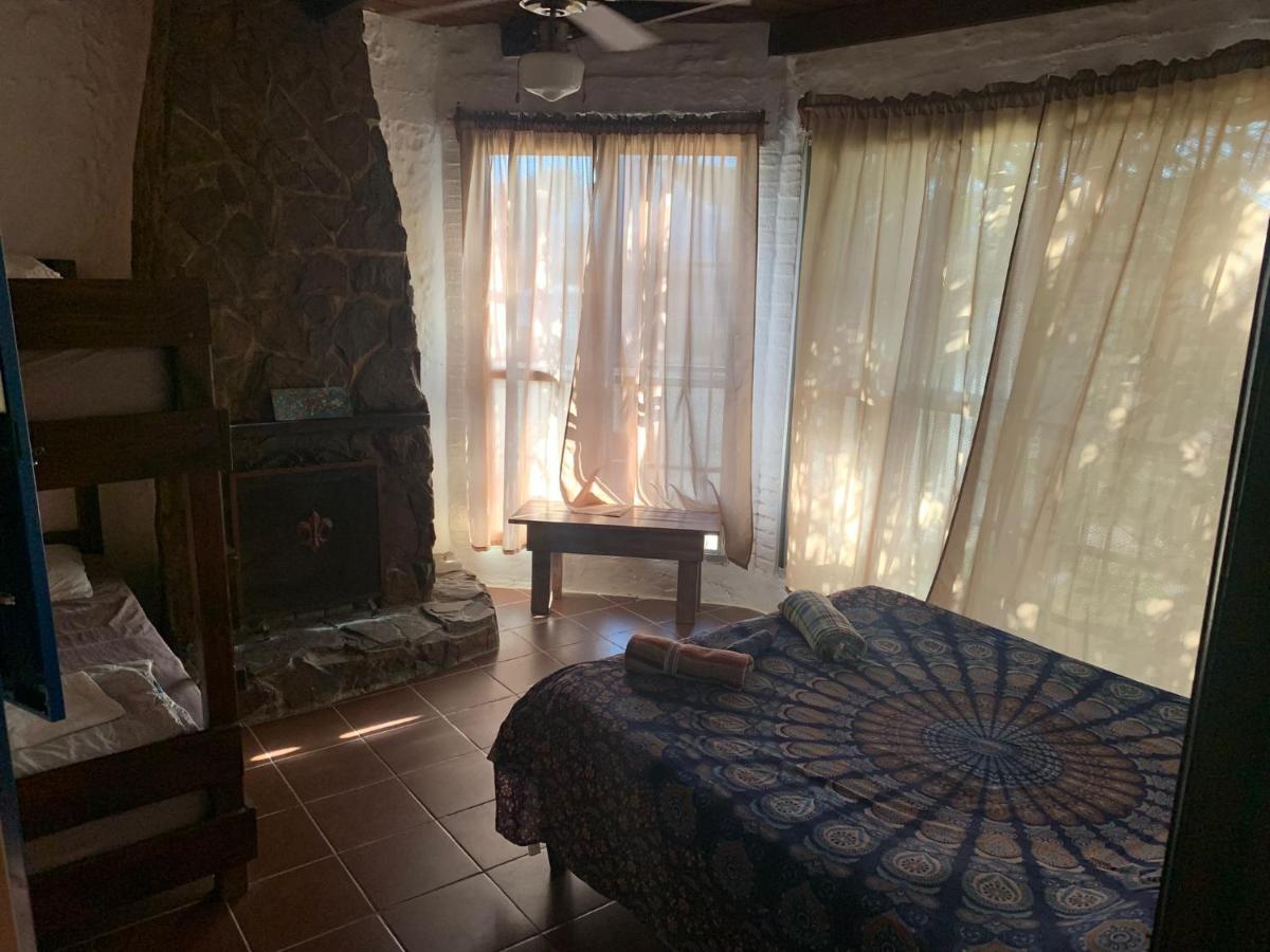 לה פדררה Piedra Alta Hostel & Suites מראה חיצוני תמונה