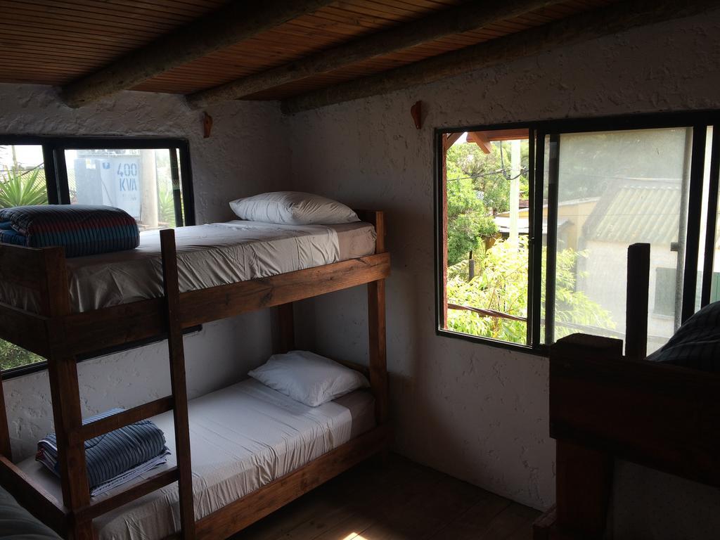 לה פדררה Piedra Alta Hostel & Suites מראה חיצוני תמונה